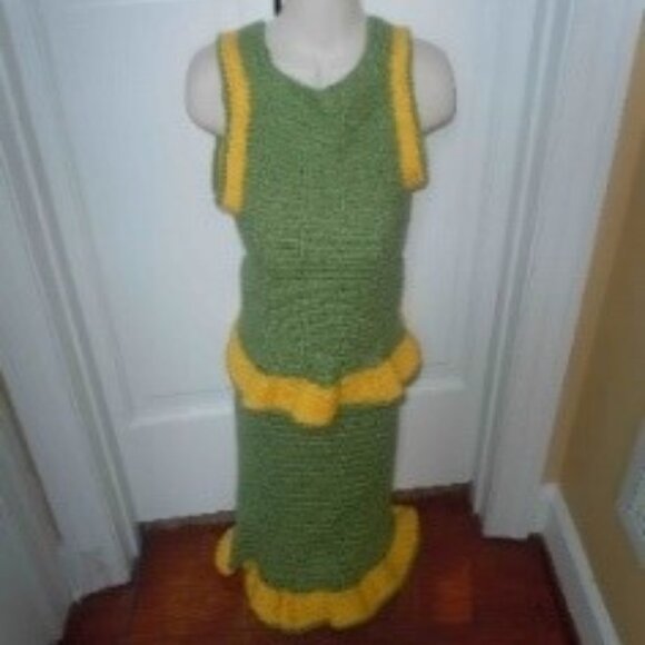 CHILD SKIRT SET (SML) - Picture 1 of 1